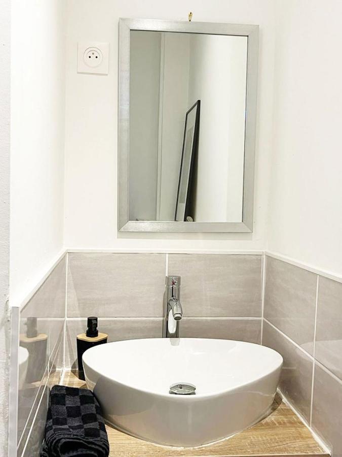 Lerelaisdodile23 - Parking - Lumineux - Hyper Centre Apartamento Valenciennes Exterior foto